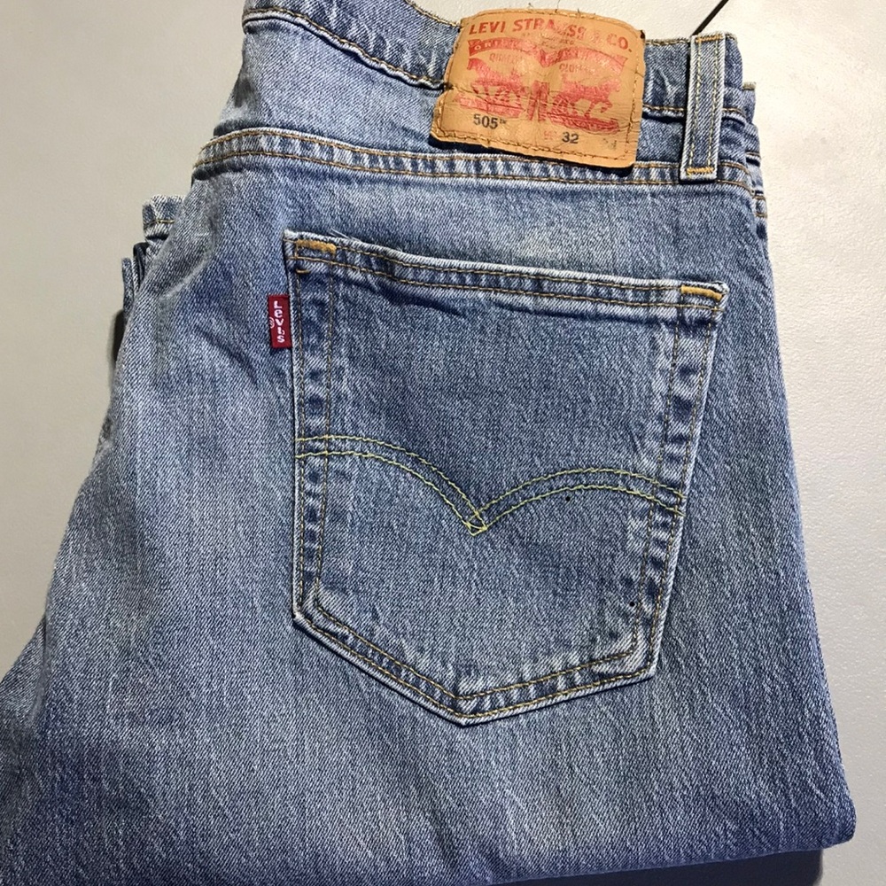 Men’s Levi’s 32x34 light wash- 5 pair bundle